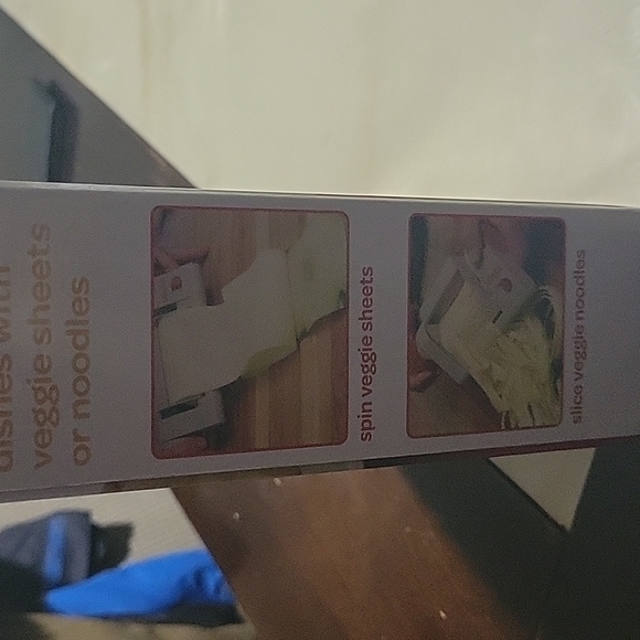 Veggie and Fruit Slicer - Picture 6 of 7